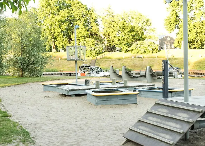 Sadama 4 Street * بارنو