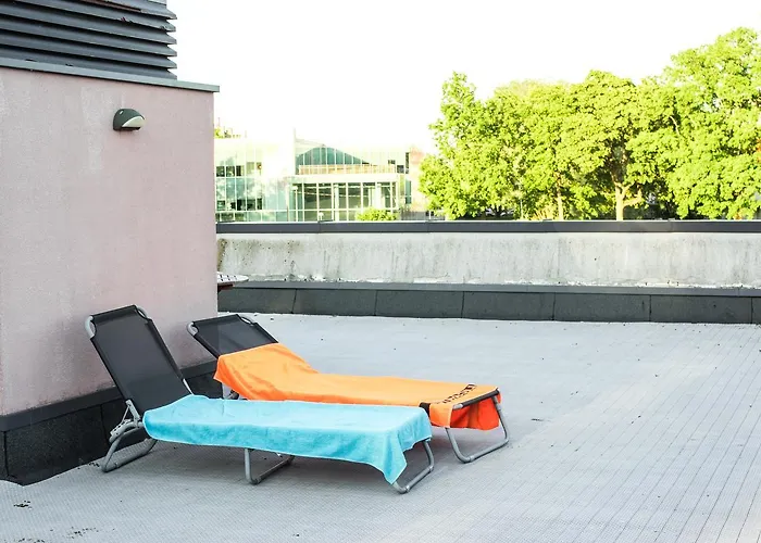 Sadama 4 Street * بارنو